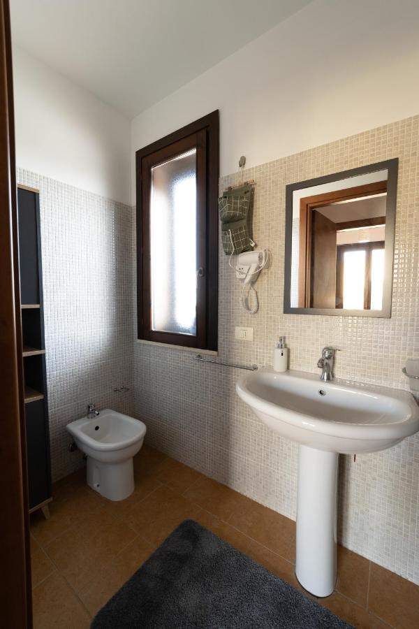 Casa Al Vicolo 99 Lägenhet Birgi Vecchi Exteriör bild