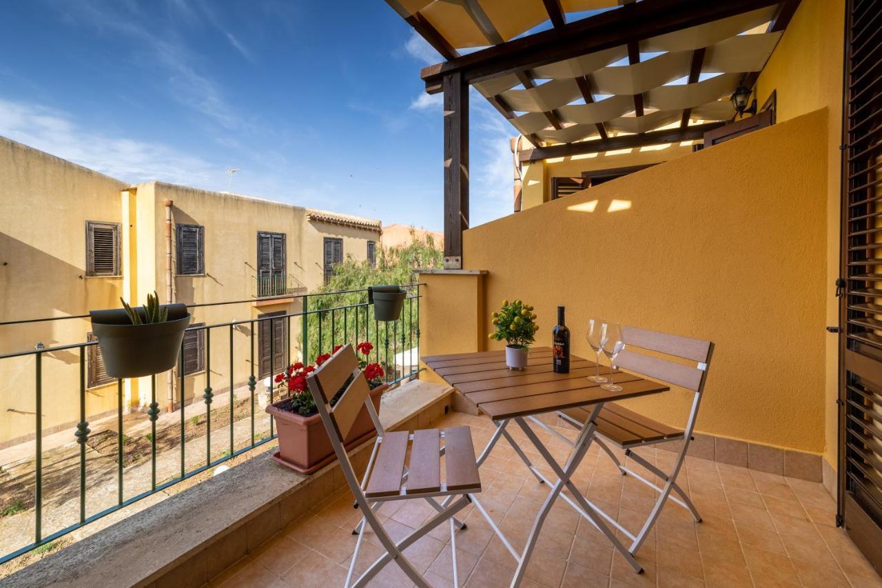 Casa Al Vicolo 99 Lägenhet Birgi Vecchi Exteriör bild