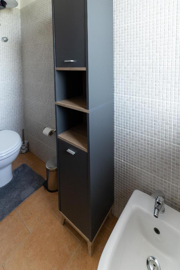 Casa Al Vicolo 99 Lägenhet Birgi Vecchi Exteriör bild